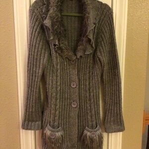 Roz&Ali Size XL Long Gray Sweater with Faux Fir